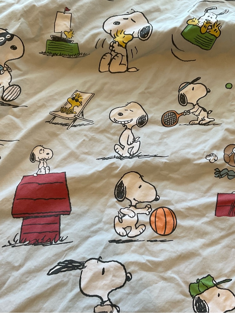 Peanuts Snoopy Printed Cotton Bedding - White with Red & Green Accents